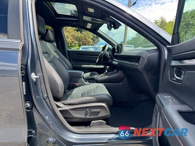 Piąte zdjęcie samochodu w środku: 2024 HONDA CR-V SPORT-L VIN:5J6RS5H84RL003272 - miniatura