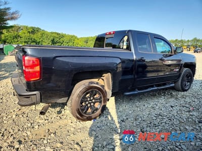Trzecie zdjęcie samochodu z tyłu: 2016 CHEVROLET SILVERADO K1500 LT VIN:1GCVKREC2GZ405824 - miniatura