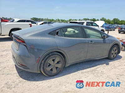 Trzecie zdjęcie samochodu z tyłu: 2023 TOYOTA PRIUS LE VIN:JTDACAAUXP3009123 - miniatura