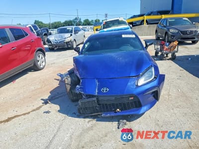 Piąte zdjęcie samochodu w środku: 2022 TOYOTA GR86 BASE VIN:JF1ZNBC19N8751248 - miniatura