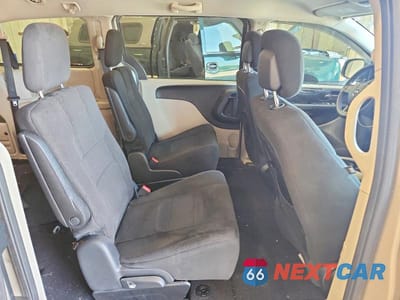 Zdjęcie 11 z 13 samochodu: 2012 DODGE GRAND CARAVAN SXT VIN:2C4RDGCG9CR302720 - miniatura