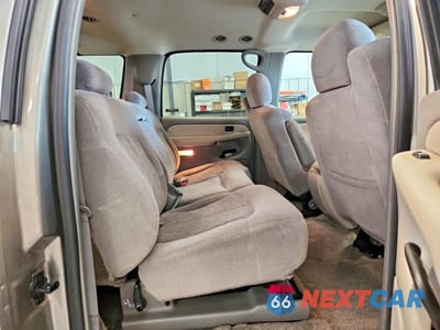Zdjęcie 11 z 13 samochodu: 2002 CHEVROLET SUBURBAN C2500 VIN:3GNGC26G52G253083 - miniatura