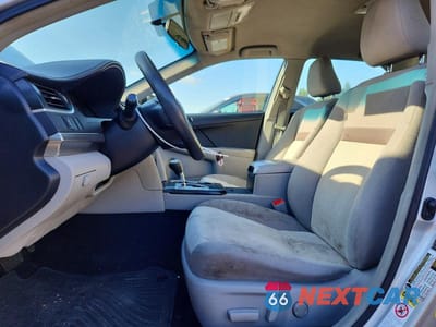 Zdjęcie 7 z 13 samochodu: 2014 TOYOTA CAMRY LE VIN:4T4BF1FK9ER405944 - miniatura