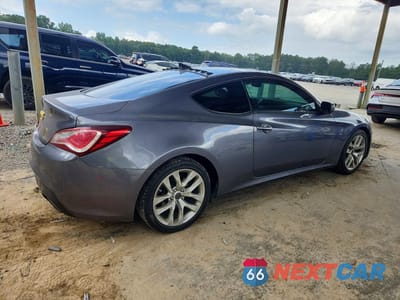Trzecie zdjęcie samochodu z tyłu: 2016 HYUNDAI GENESIS COUPE 3.8 VIN:KMHHT6KJ7GU136157 - miniatura