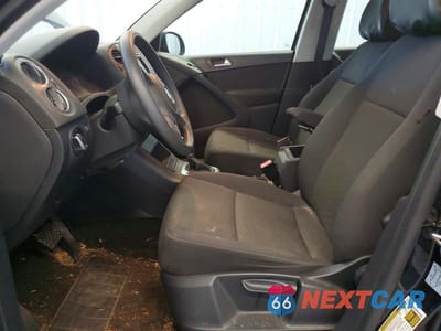 Zdjęcie 7 z 13 samochodu: 2017 VOLKSWAGEN TIGUAN S VIN:WVGBV7AX0HK049614 - miniatura