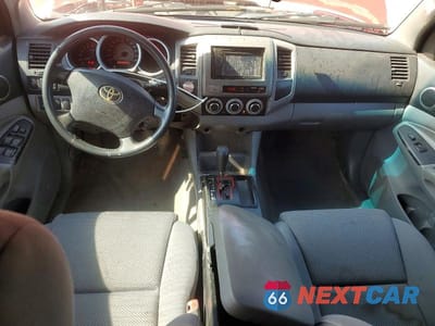 Zdjęcie 8 z 12 samochodu: 2008 TOYOTA TACOMA V6 VIN:3TMLU42N08M014636 - miniatura
