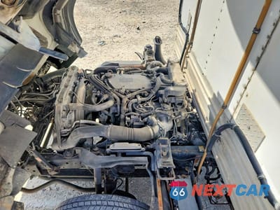 Zdjęcie 12 z 13 samochodu: 2013 ISUZU NPR HD - BOX TRUCK VIN:JALC4W160D7002849 - miniatura