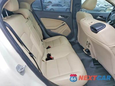 Zdjęcie 11 z 13 samochodu: 2016 MERCEDES-BENZ GLA 250 4MATIC VIN:WDCTG4GB8GJ225417 - miniatura