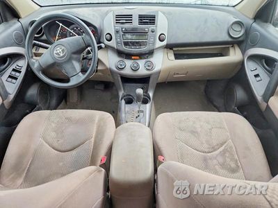 Zdjęcie 8 z 13 samochodu: 2008 TOYOTA RAV4 BASE VIN:JTMBD33V186066992 - miniatura
