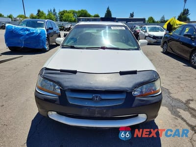 Piąte zdjęcie samochodu w środku: 1998 HONDA ACCORD EX VIN:1HGCG5652WA130486 - miniatura