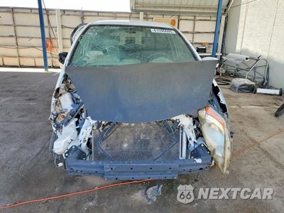 Piąte zdjęcie samochodu w środku: 2009 HONDA FIT SPORT VIN:JHMGE88429S021731 - miniatura