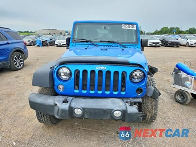 Piąte zdjęcie samochodu w środku: 2015 JEEP WRANGLER UNLIMITED SPORT VIN:1C4BJWDG9FL675966 - miniatura