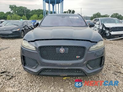 Piąte zdjęcie samochodu w środku: 2017 JAGUAR F-PACE S VIN:SADCM2BV6HA498253 - miniatura