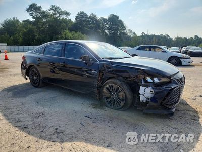Czwarte zdjęcie samochodu z boku: 2019 TOYOTA AVALON HYBRID XSE VIN:4T1B21FB6KU003610 - miniatura