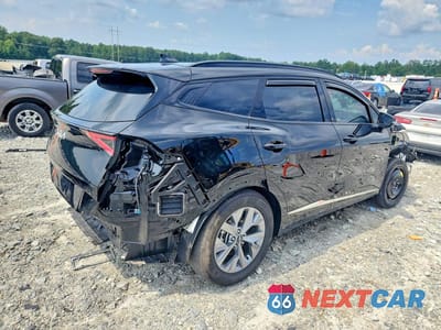 Trzecie zdjęcie samochodu z tyłu: 2025 KIA SPORTAGE SX VIN:5XYK43DF4SG288938 - miniatura