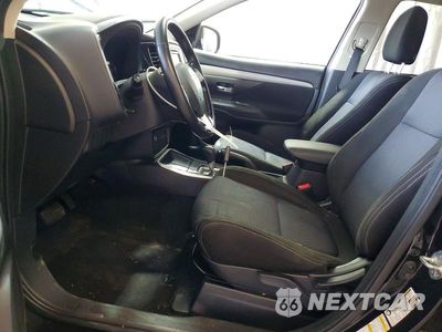 Zdjęcie 7 z 14 samochodu: 2017 MITSUBISHI OUTLANDER ES VIN:JA4AZ2A3XHZ037556 - miniatura
