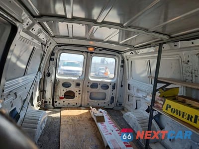 Zdjęcie 10 z 13 samochodu: 2001 FORD ECONOLINE E150 VAN VIN:1FTRE14201HA52712 - miniatura