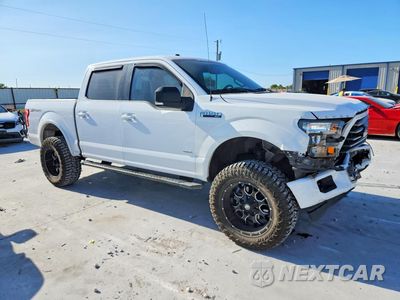 Czwarte zdjęcie samochodu z boku: 2017 FORD F-150 SUPERCREW VIN:1FTEW1CP3HKD31125 - miniatura