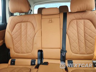 Zdjęcie 10 z 13 samochodu: 2024 BMW X7 XDRIVE40I VIN:5UX23EM05R9V24498 - miniatura
