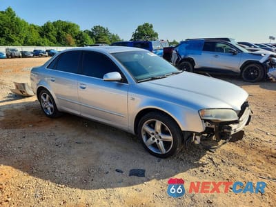 Czwarte zdjęcie samochodu z boku: 2005 AUDI A4 VIN:WAUDG68E85A479055 - miniatura