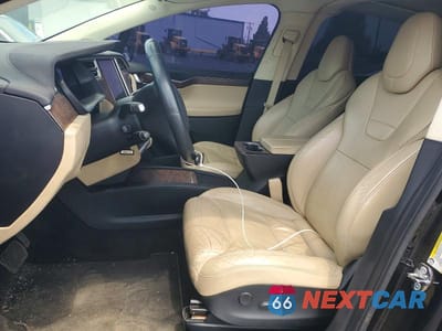 Zdjęcie 7 z 12 samochodu: 2017 TESLA MODEL X VIN:5YJXCBE2XHF049392 - miniatura