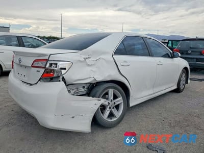 Trzecie zdjęcie samochodu z tyłu: 2013 TOYOTA CAMRY SE VIN:4T1BF1FK6DU717809 - miniatura