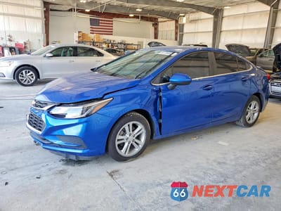 2017 CHEVROLET CRUZE LT 3G1BE5SM0HS531851 - główne zdjęcie licytacji z USA - miniatura