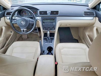 Zdjęcie 8 z 12 samochodu: 2015 VOLKSWAGEN PASSAT S VIN:1VWAS7A36FC060899 - miniatura