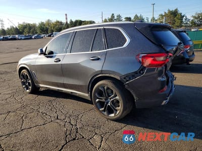 Drugie zdjęcie samochodu z przodu: 2019 BMW X5 XDRIVE50I VIN:5UXJU2C57KLB15208 - miniatura