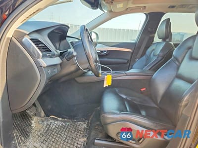 Zdjęcie 7 z 13 samochodu: 2016 VOLVO XC90 T6 VIN:YV4A22PKXG1029363 - miniatura
