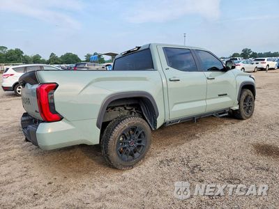 Trzecie zdjęcie samochodu z tyłu: 2024 TOYOTA TUNDRA SR5 VIN:5TFLA5DB6RX142327 - miniatura