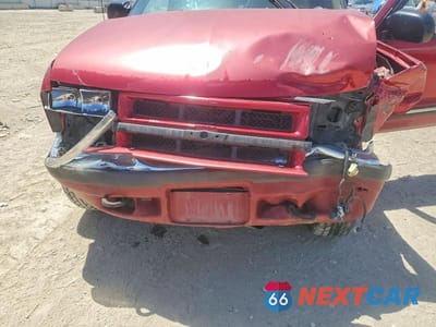 Zdjęcie 11 z 12 samochodu: 2001 CHEVROLET BLAZER VIN:1GNDT13W012187218 - miniatura