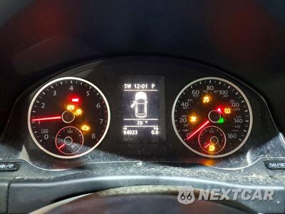 Zdjęcie 9 z 14 samochodu: 2017 VOLKSWAGEN TIGUAN WOLFSBURG VIN:WVGSV7AX7HW500157 - miniatura