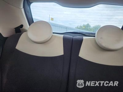 Zdjęcie 19 z 26 samochodu: 2012 FIAT 500 POP VIN:3C3CFFAR5CT304030 - miniatura