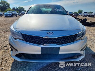 Piąte zdjęcie samochodu w środku: 2019 KIA OPTIMA LX VIN:5XXGT4L39KG350750 - miniatura