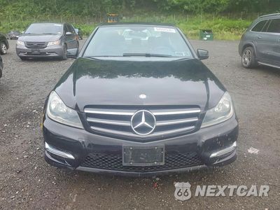 Piąte zdjęcie samochodu w środku: 2014 MERCEDES-BENZ C 300 4MATIC VIN:WDDGF8AB5EA890563 - miniatura
