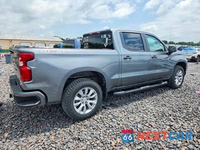 Trzecie zdjęcie samochodu z tyłu: 2021 CHEVROLET SILVERADO K1500 CUSTOM VIN:3GCUYBEF1MG140885 - miniatura