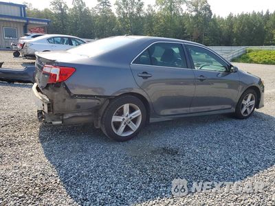 Trzecie zdjęcie samochodu z tyłu: 2013 TOYOTA CAMRY SE VIN:4T1BF1FK5DU660972 - miniatura