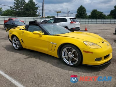 Czwarte zdjęcie samochodu z boku: 2011 CHEVROLET CORVETTE GRAND SPORT VIN:1G1YW3DW5B5111532 - miniatura