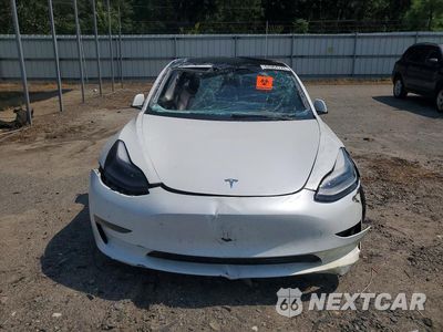Piąte zdjęcie samochodu w środku: 2023 TESLA MODEL 3 VIN:5YJ3E1EA0PF395606 - miniatura