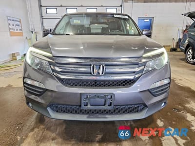 Piąte zdjęcie samochodu w środku: 2017 HONDA PILOT EXL VIN:5FNYF6H5XHB085785 - miniatura