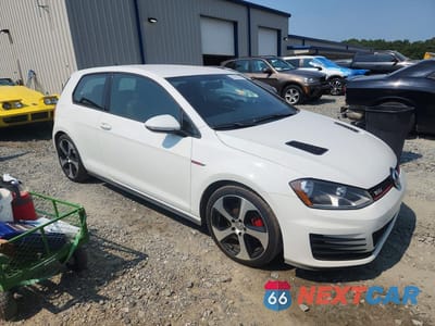 Czwarte zdjęcie samochodu z boku: 2015 VOLKSWAGEN GTI VIN:3VWYT7AU5FM054188 - miniatura