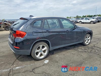 Trzecie zdjęcie samochodu z tyłu: 2015 BMW X1 XDRIVE35I VIN:WBAVM5C58FVV93629 - miniatura