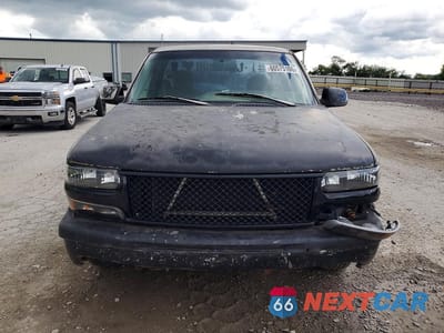 Piąte zdjęcie samochodu w środku: 1999 CHEVROLET SILVERADO C1500 VIN:1GCEC14TXXZ152266 - miniatura
