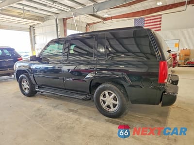 Drugie zdjęcie samochodu z przodu: 2000 CADILLAC ESCALADE LUXURY VIN:1GYEK63R8YR207931 - miniatura