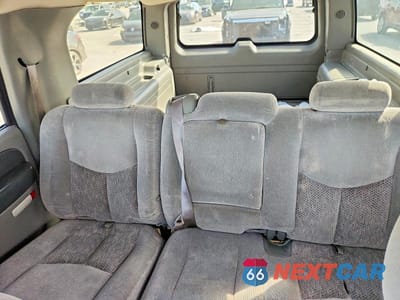 Zdjęcie 10 z 13 samochodu: 2003 CHEVROLET SUBURBAN C1500 VIN:3GNEC16Z03G213255 - miniatura