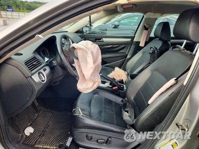 Zdjęcie 7 z 12 samochodu: 2013 VOLKSWAGEN PASSAT SE VIN:1VWBH7A33DC122694 - miniatura