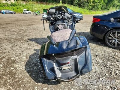 Czwarte zdjęcie samochodu z boku: 2013 HONDA GL1800 B VIN:JH2SC6840DK002066 - miniatura