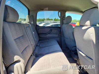 Zdjęcie 10 z 12 samochodu: 2006 TOYOTA TUNDRA SR5 VIN:5TBDT441X6S537590 - miniatura