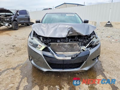 Piąte zdjęcie samochodu w środku: 2018 NISSAN MAXIMA 3.5 SL VIN:1N4AA6AP7JC367225 - miniatura